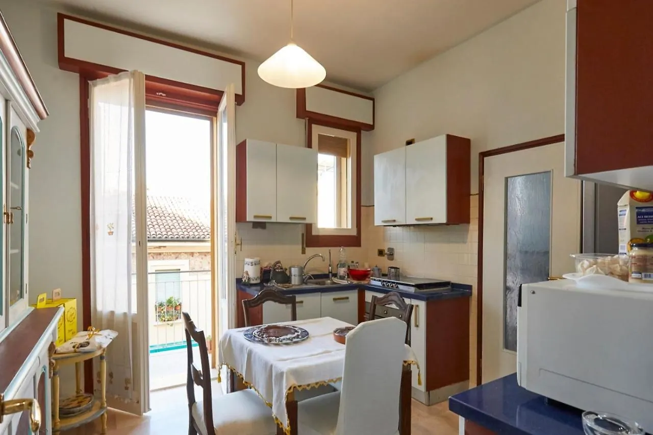 Charlothause Bed & Breakfast Bologna